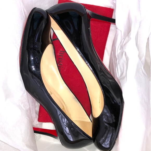 Christian Louboutin Simple Black Patent Calf Leather 70 Heel Pumps Size 38.5 - Picture 12 of 16